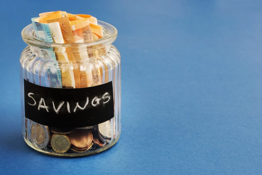 Places to save money in bank accounts