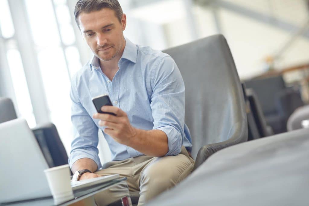 Mobile Check Deposit: Learn How It Works and How to Make Yours