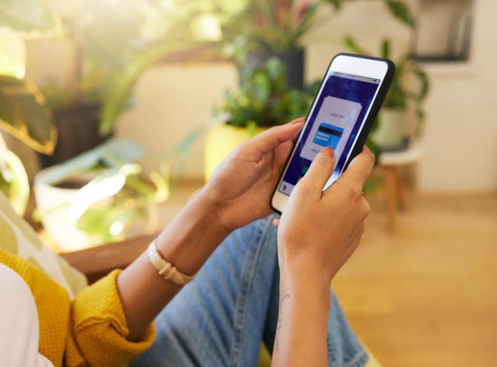 Main mobile banking features that simplify your daily finances: Check them out!
