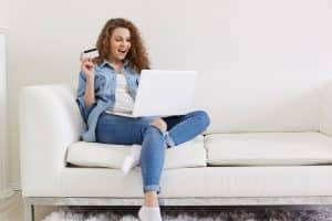 Woman learning How to Participate in Shein Saver.