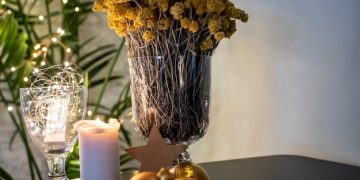 Master Welcoming Entryways: Decorating Tips for First Impressions - Cover Image