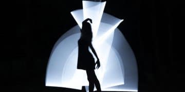 Statement Silhouettes 2026: The Shapes Leading Fashion