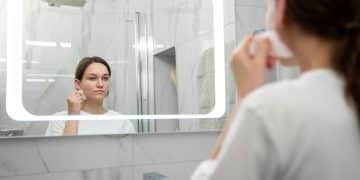 Smart Mirrors for Beauty Tech.